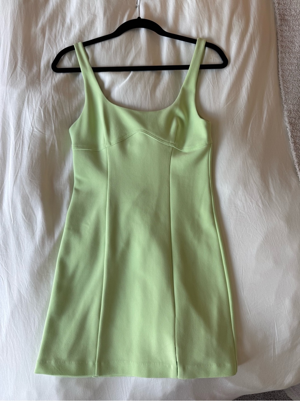 ASTR Sleeveless Mini Dress (NEVER WORN) in Pale Lime
